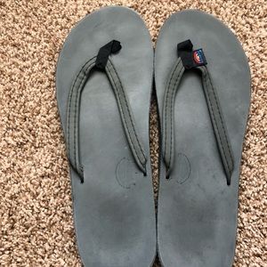 Grey thin strapped Rainbow Sandals